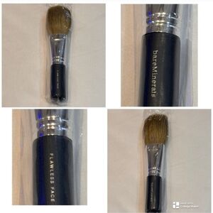 BareMinerals Flawless Face Brush